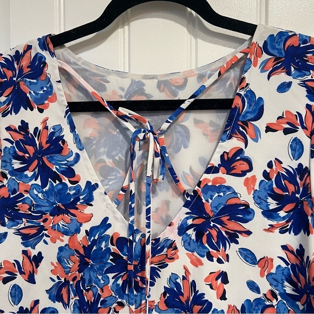 THML Women's Floral Pink Blue Lined Puffy Sleeved Top.‎ Size Medium. - Picture 5 of 11